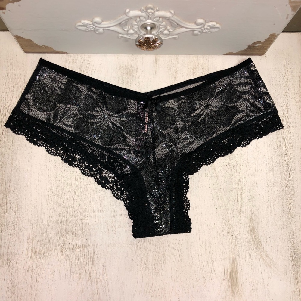 Black Lace Metallic Cheeky